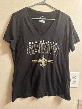 Fanatics Black Women's T-Shirt with White Logo